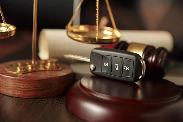 When to Call a Car Crash Lawyer Chicago After an Accident